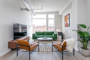 Luckey Platt in Poughkeepsie, NY - Building Photo