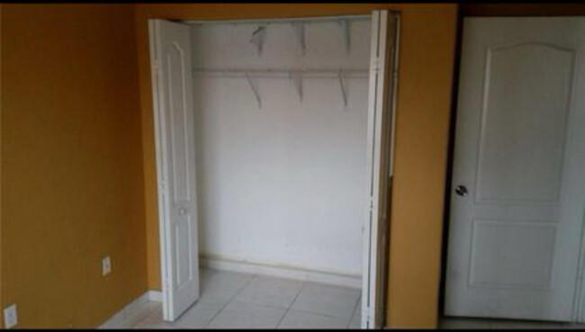 11017 W Okeechobee Rd, Unit 201 in Hialeah Gardens, FL - Building Photo - Building Photo
