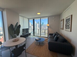 121 NE 5th St, Unit SI FL32-ID1470137P in Miami, FL - Building Photo - Building Photo