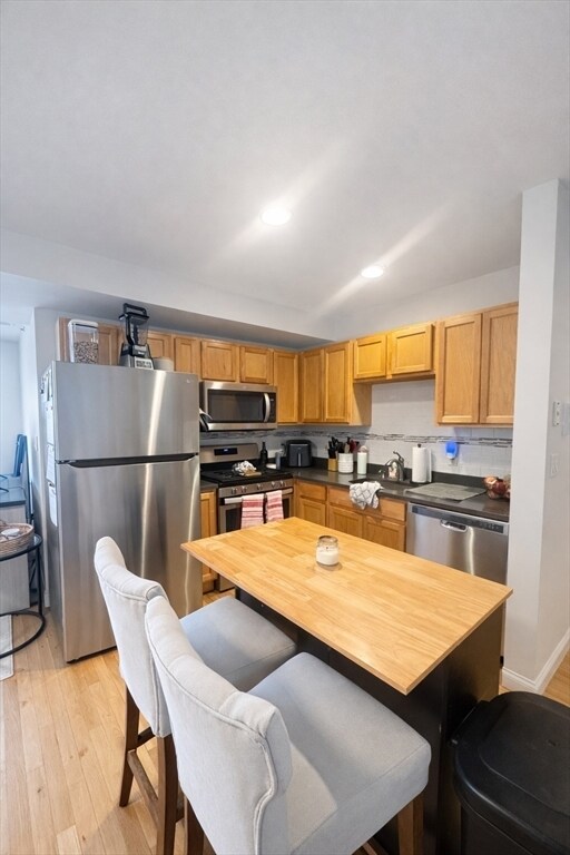 393 W Broadway in Boston, MA - Building Photo - Building Photo