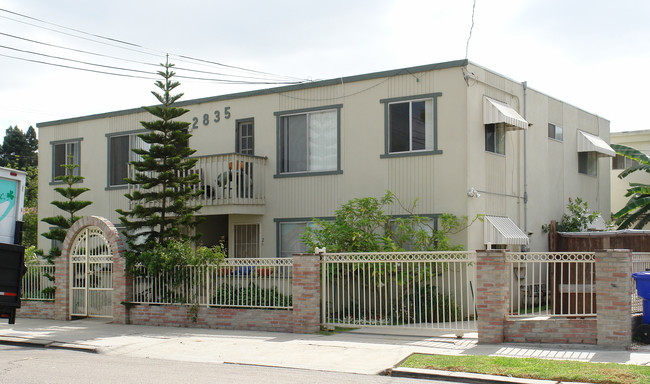 2835 Polk Ave in San Diego, CA - Foto de edificio - Building Photo