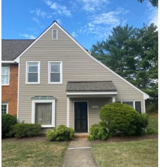 property at 2536 E Straw Bridge Chase