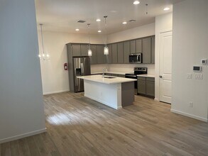 901 S Smith Rd in Tempe, AZ - Building Photo - Building Photo