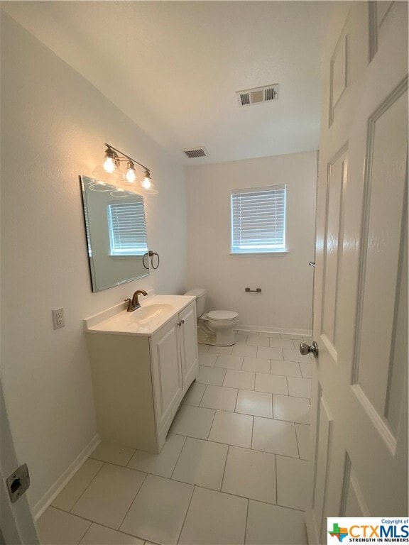 property at 1006 E Fannin St
