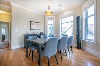 1718 W Carmen Ave in Chicago, IL - Building Photo - Building Photo