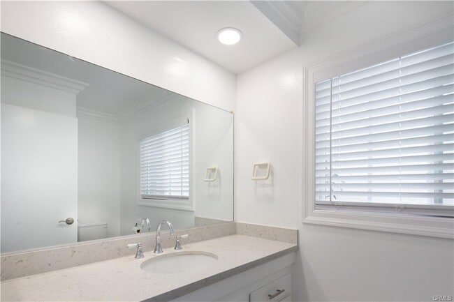 21753 Tahoe Ln in Lake Forest, CA - Building Photo - Building Photo