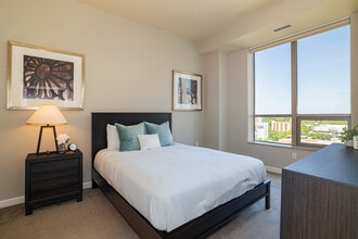 Penthouses at Capitol Park in Sacramento, CA - Foto de edificio - Interior Photo