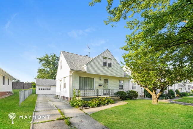 11304 Brunswick Ave in Garfield Heights, OH - Building Photo - Building Photo