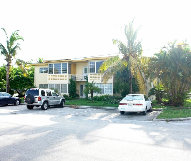 16791 NE 20th Ave in Miami, FL - Building Photo - Building Photo