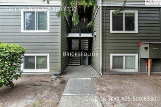 820 Cady Rd in Everett, WA - Building Photo - Building Photo