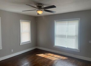 742 E N 13th St in Abilene, TX - Building Photo - Building Photo
