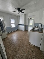 1210 E 10th St in Erie, PA - Building Photo