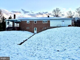 5233 Kerger Rd in Ellicott City, MD - Building Photo