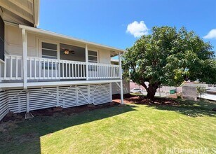 1220 Center St in Honolulu, HI - Building Photo - Building Photo