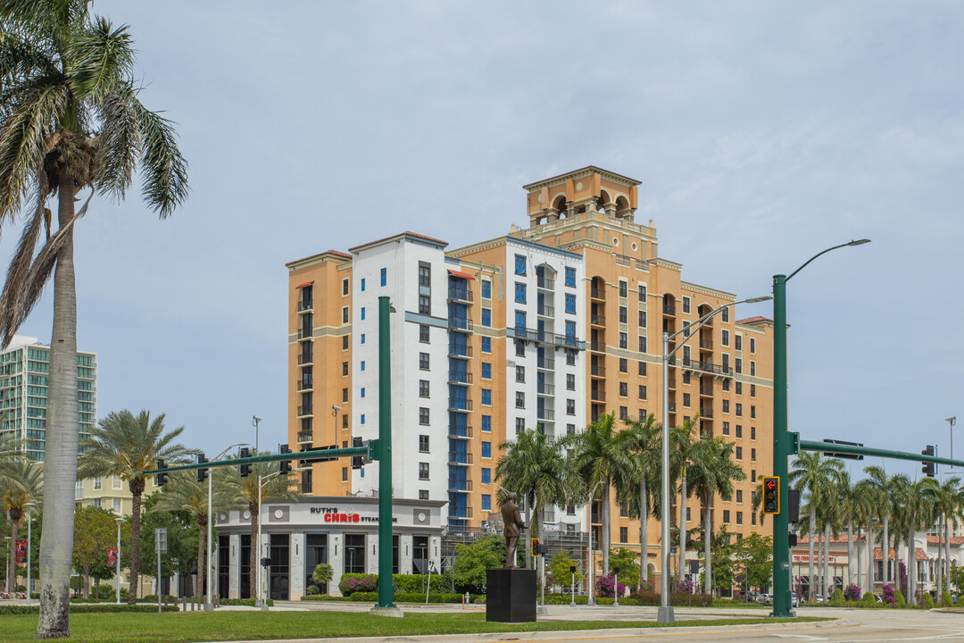 Tower Condominium at Cityplace in West Palm Beach, FL - Building Photo