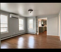 221 Trenton St, Unit #2 in Boston, MA - Foto de edificio - Building Photo