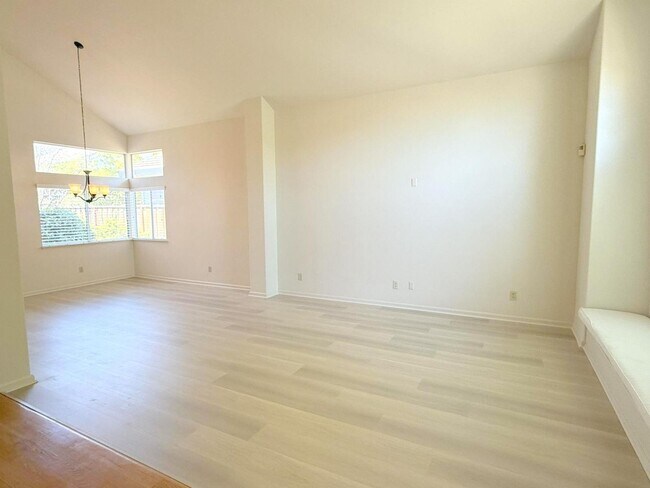 113 Parkhaven Dr in Danville, CA - Building Photo - Building Photo