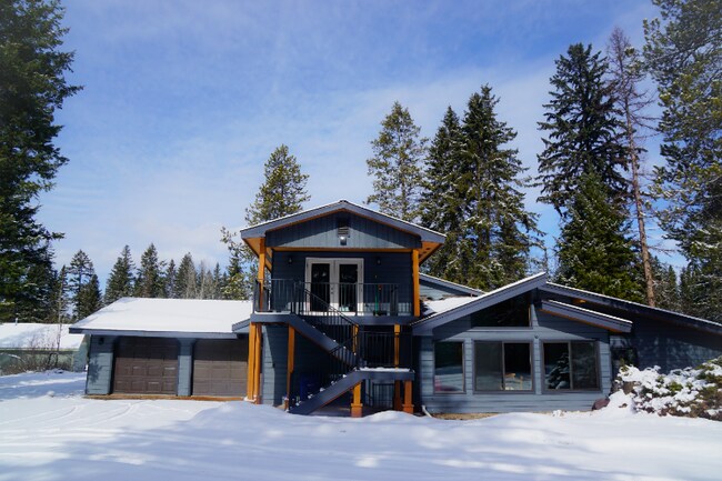145 Sapphire Ct in Whitefish, MT - Building Photo - Building Photo