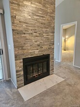 906 Whisperwood Dr in Fenton, MI - Building Photo - Building Photo