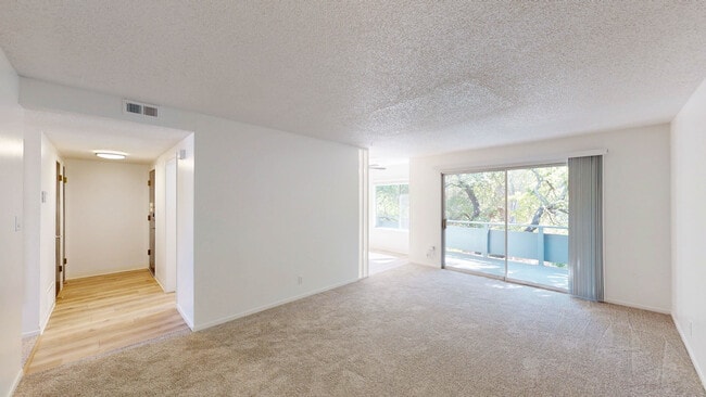 823 Las Gallinas Ave in San Rafael, CA - Building Photo - Building Photo