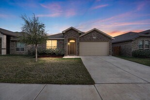 6621 Hall of Fame Blvd in Midland, TX - Building Photo