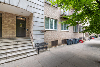 128 Middleton St in Brooklyn, NY - Building Photo - Building Photo