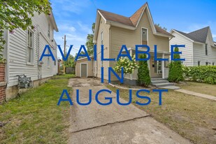 646 Veto St NW in Grand Rapids, MI - Building Photo