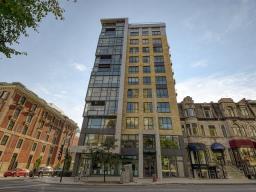 1420 Sherbrooke O in Montréal, QC - Building Photo
