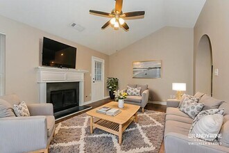265 Buffington Dr in Union City, GA - Building Photo - Building Photo