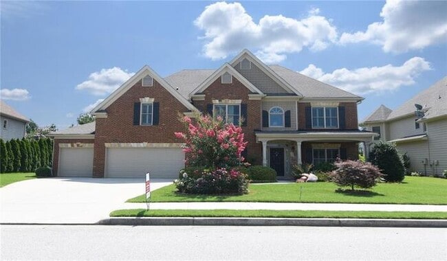 property at 2585 Mossy Rock Pl