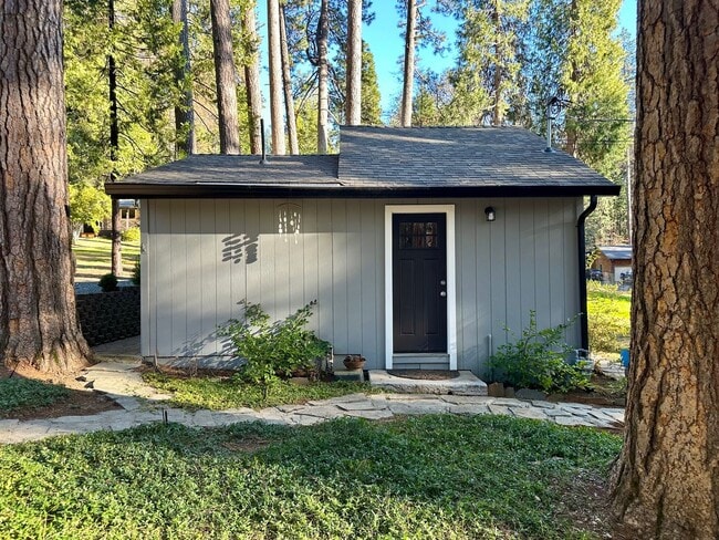 property at 10891 Berggren Ln