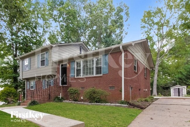 6814 Elm Forest Dr in Charlotte, NC - Building Photo - Building Photo