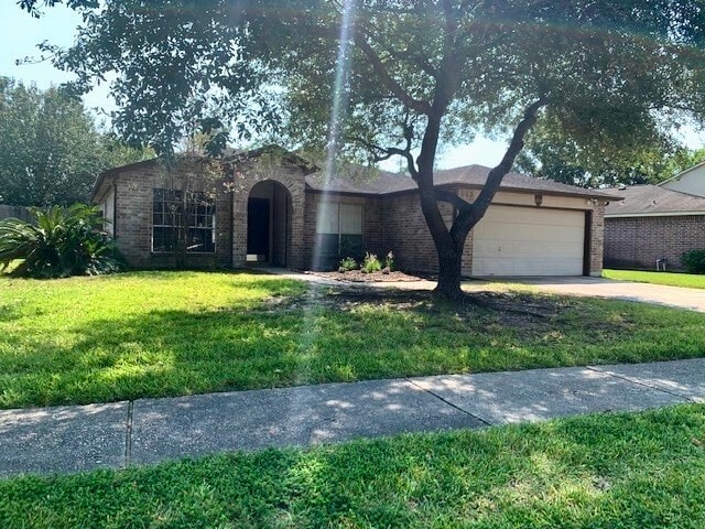 property at 2710 Fox Pitt Rd