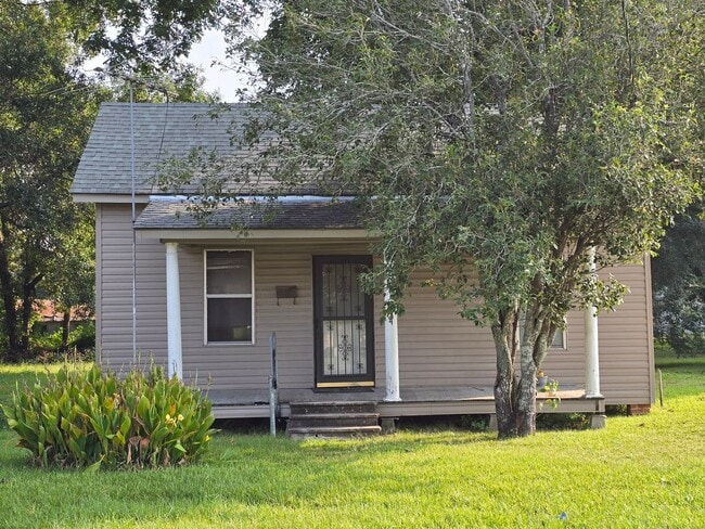 property at 1014 South St