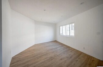 223 Justin Ave, Unit A in Glendale, CA - Building Photo - Building Photo