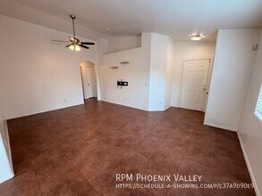 2848 S 65th Ave in Phoenix, AZ - Building Photo - Building Photo