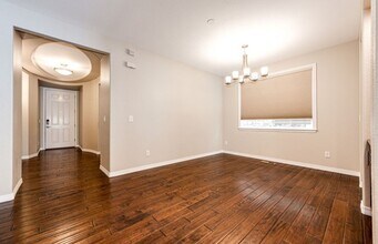 10914 Valleybrook Cir in Littleton, CO - Building Photo - Building Photo