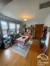 2806 N Francisco Ave in Chicago, IL - Building Photo - Building Photo