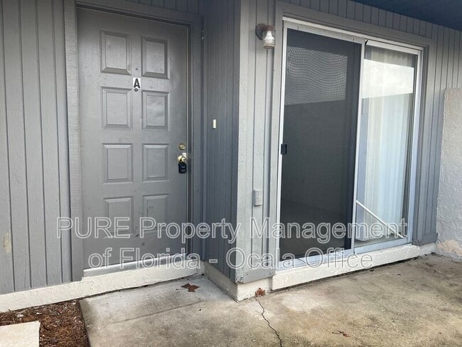 property at 5420 SE 29th Pl