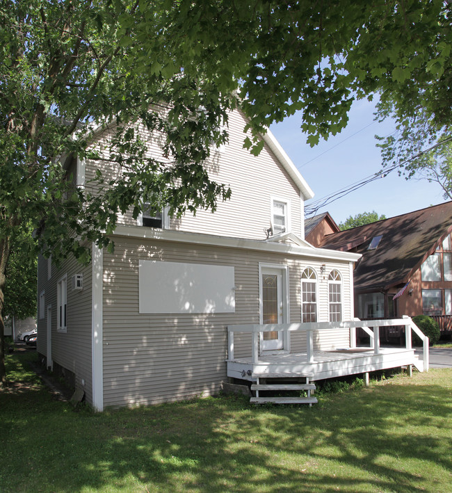 237 Ridge St in Glens Falls, NY - Building Photo - Building Photo