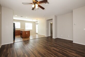 15423 W Poinsettia Dr in Surprise, AZ - Building Photo - Building Photo