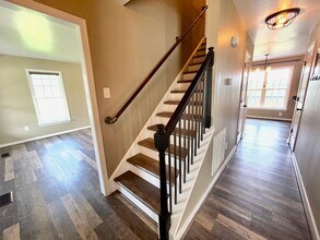 7588 Rolling Hill Rd in Hopewell, VA - Building Photo - Building Photo