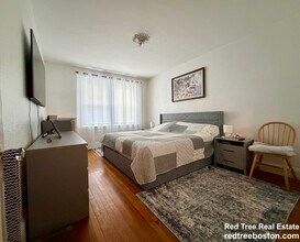 90 Kilsyth Rd in Boston, MA - Foto de edificio - Building Photo