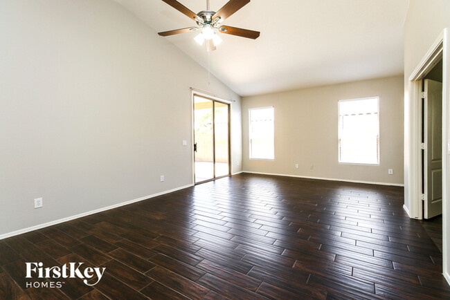 9812 E Olla Ave in Mesa, AZ - Building Photo - Building Photo