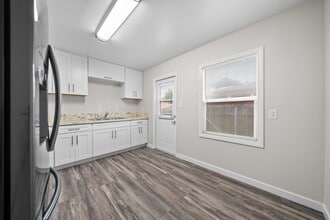 1916 Skyline Dr in Lemon Grove, CA - Building Photo - Building Photo