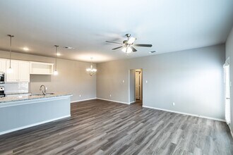 1220 Preston Trails in Wolfforth, TX - Building Photo - Building Photo
