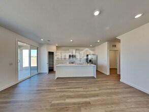 6336 W Calle Bilboa in Tucson, AZ - Building Photo - Building Photo