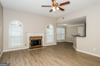 2045 Reserve Pkwy in Mcdonough, GA - Building Photo - Building Photo