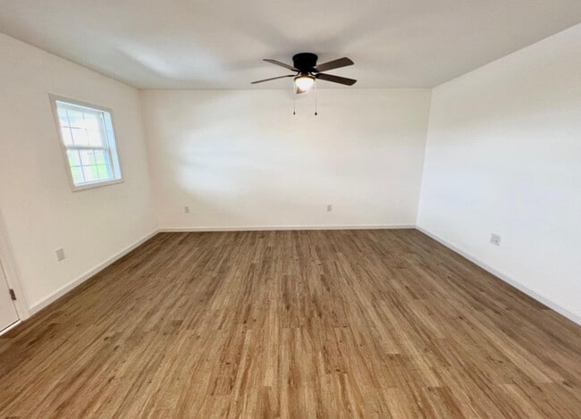 6688 Bino Rd, Unit B in Greencastle, PA - Building Photo - Building Photo