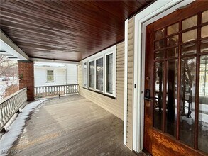 1208 St Charles Ave in Lakewood, OH - Building Photo - Building Photo